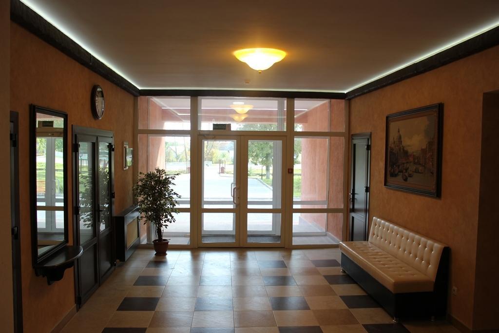 Turli Inn Maladzyechna Exterior foto